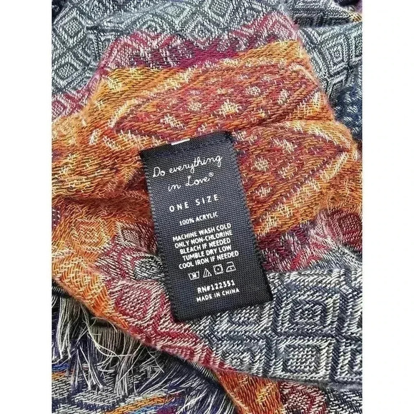 Do Everything In Love Women's One Size Wrap Sweater - Picture 3 of 4